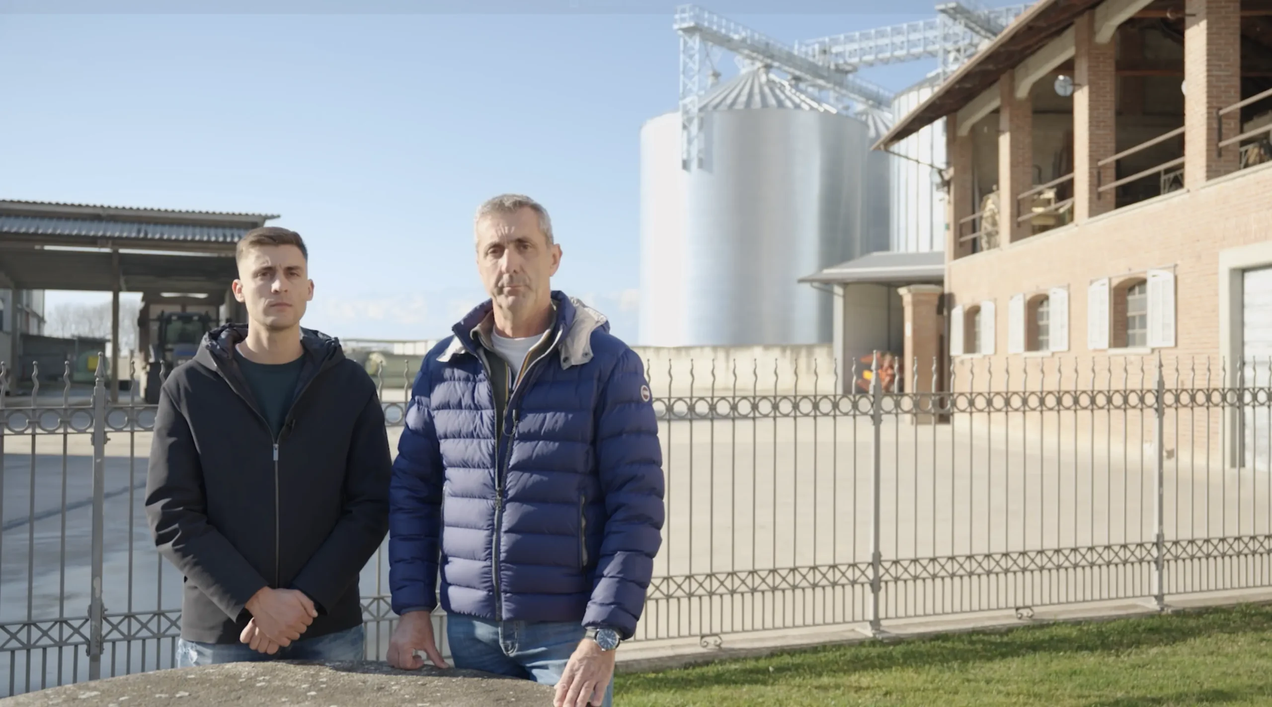 Famiglia Rostagno all’interno dell’azienda Rostagno Cereali